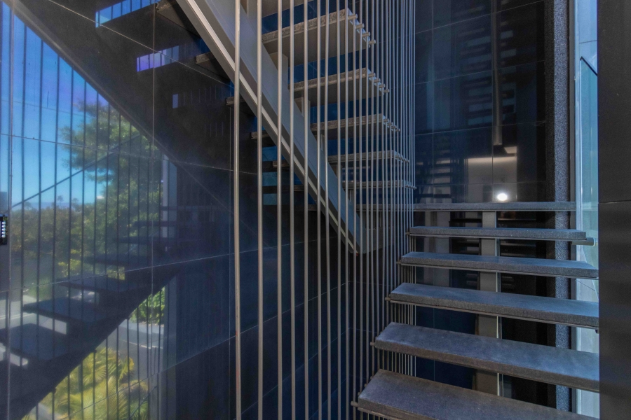 5 Bedroom Property for Sale in Clifton Western Cape